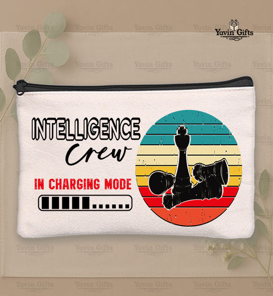 Intelligence crew