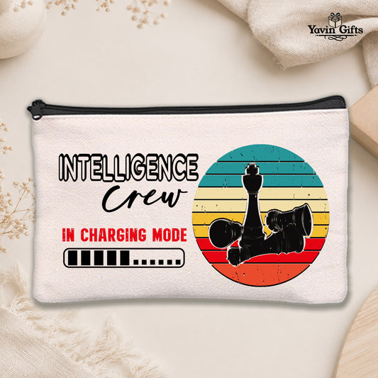Intelligence crew